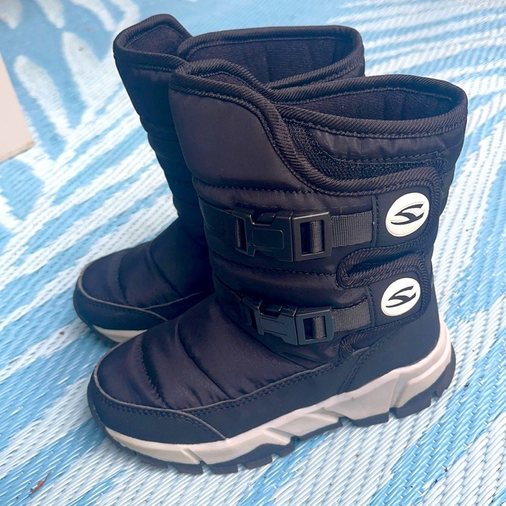 Boys snow boots